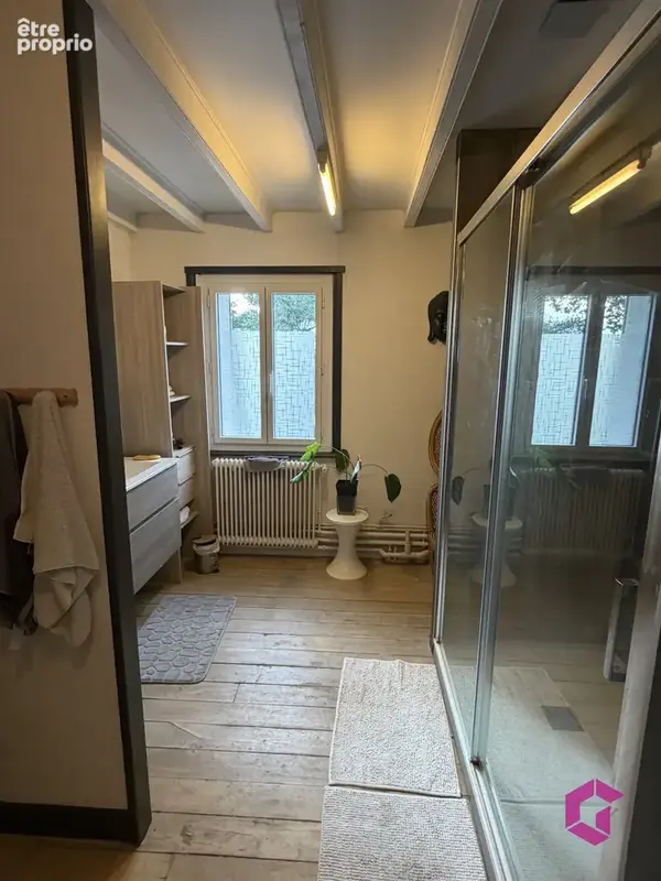 A 10 minutes de Billom, maison rénovée avec plus de 8 000m2 de terrain - photo 12