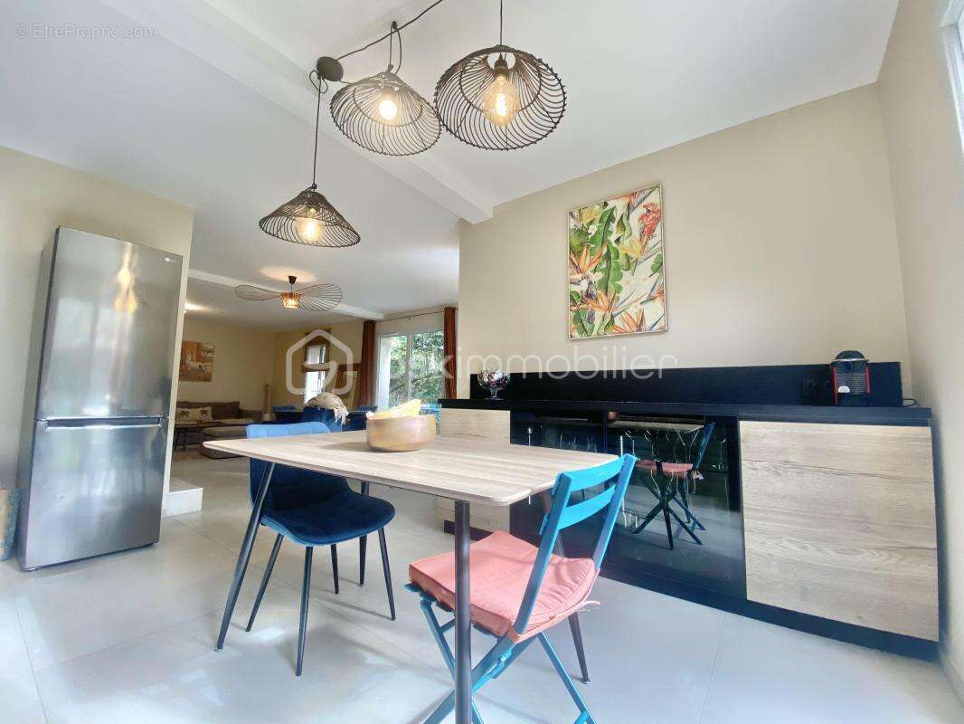 Maison à SIX-FOURS-LES-PLAGES