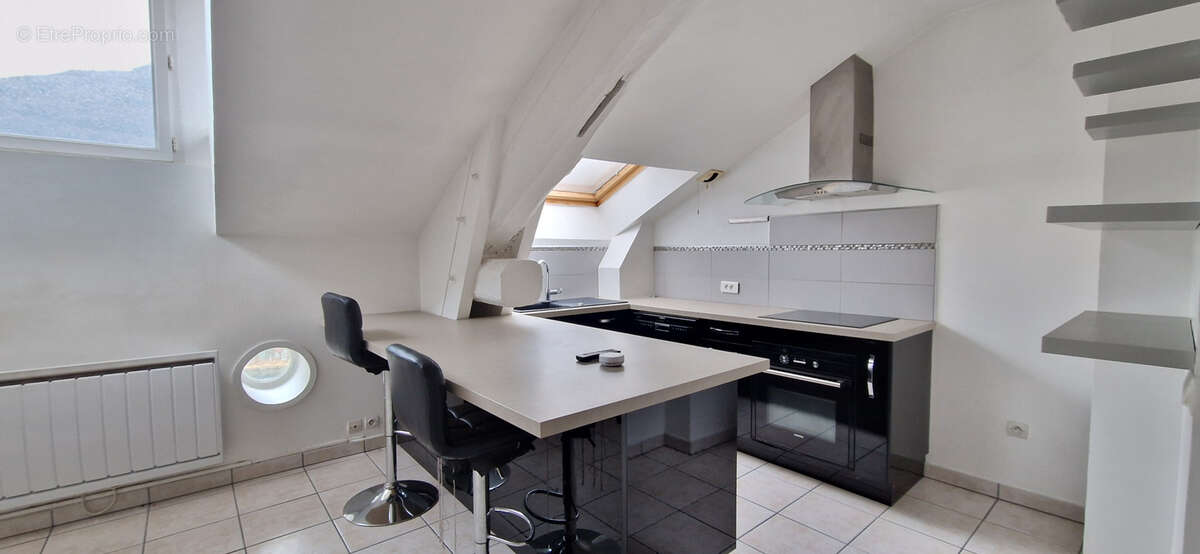 Appartement à VIZILLE