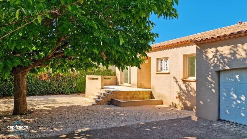 Maison T4 de plain-pied 4 faces avec garage et jardin – Magalas (34) - photo 9