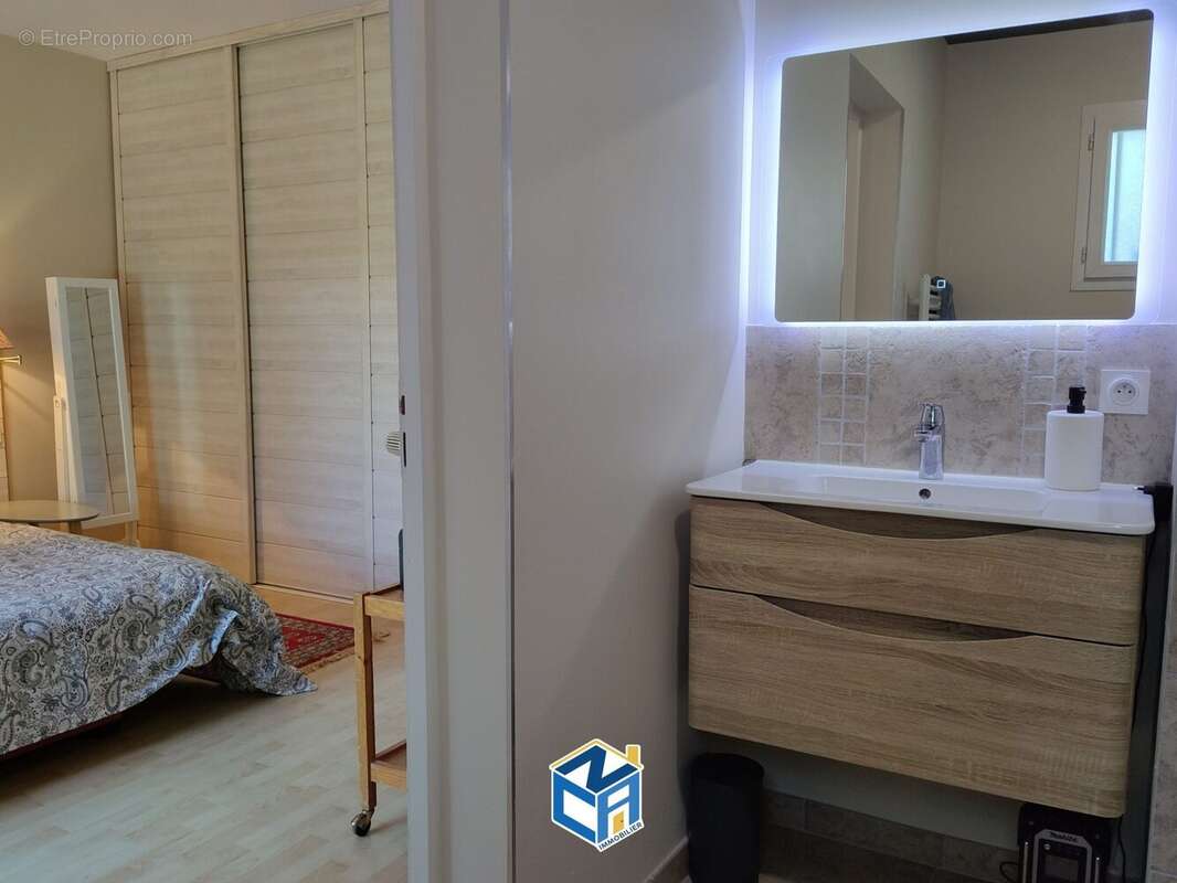 Maison à SAINT-CYR-SUR-LOIRE