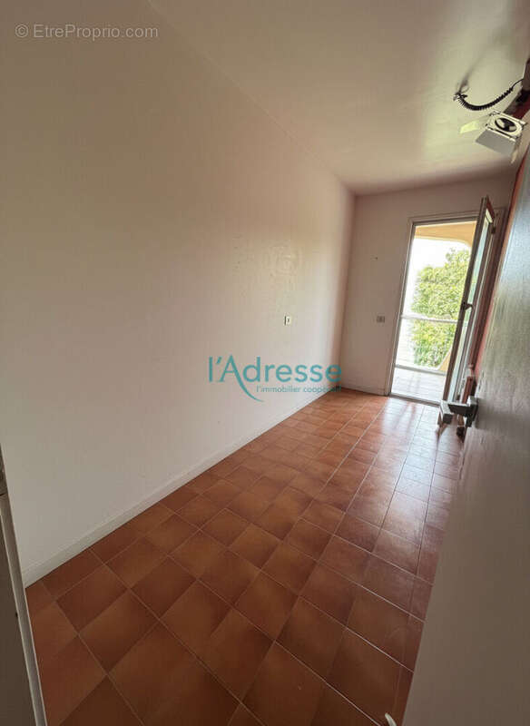 COUP DE COEUR!!! beau 2 pièces de 51 m² en dernier étage avec cave et parking sous-sol ! - photo 8