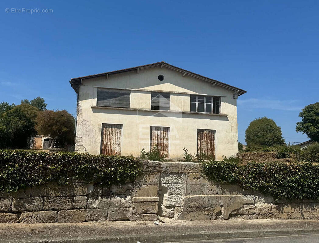 Maison à MONTPON-MENESTEROL