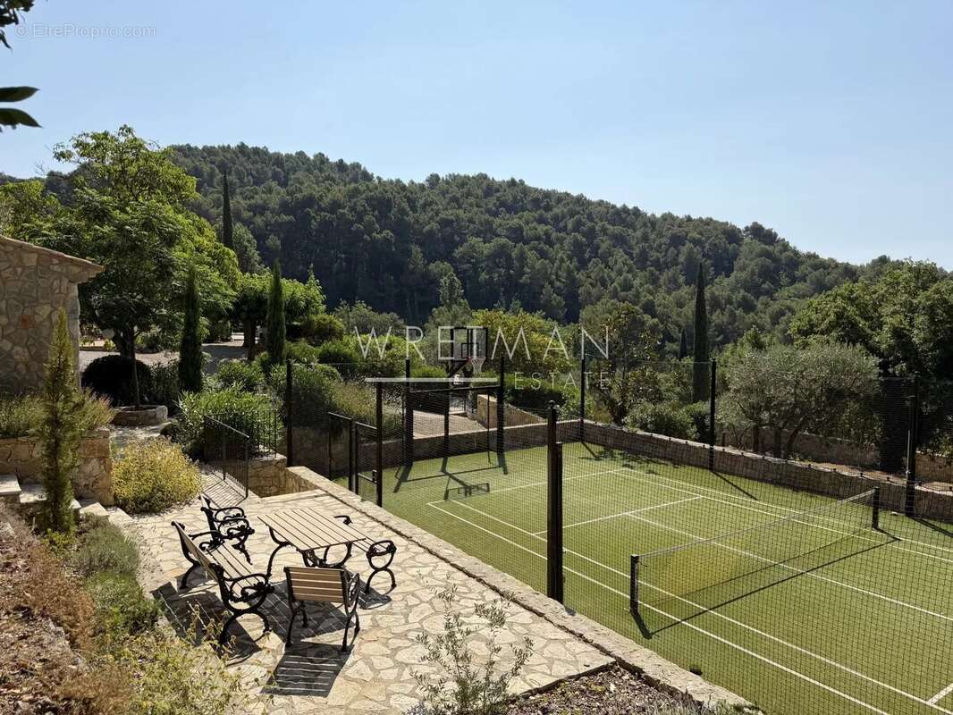 Villa en pierre avec 6 chambres et vue panoramique - SEILLANS - photo 6
