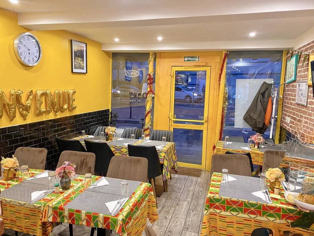 Commerce à PARIS-19E