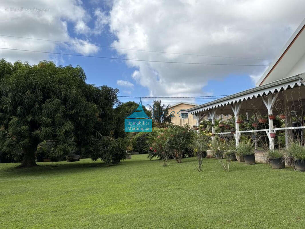 Maison à LE LAMENTIN