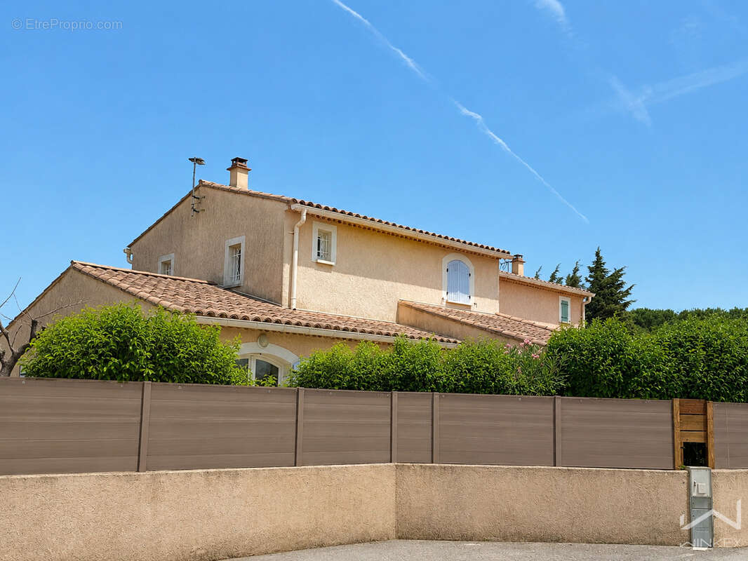 Exclusivité saint just d' ardèche : maison -  3 chambres - garage -  jardin clos - environnement privilégié - photo 12
