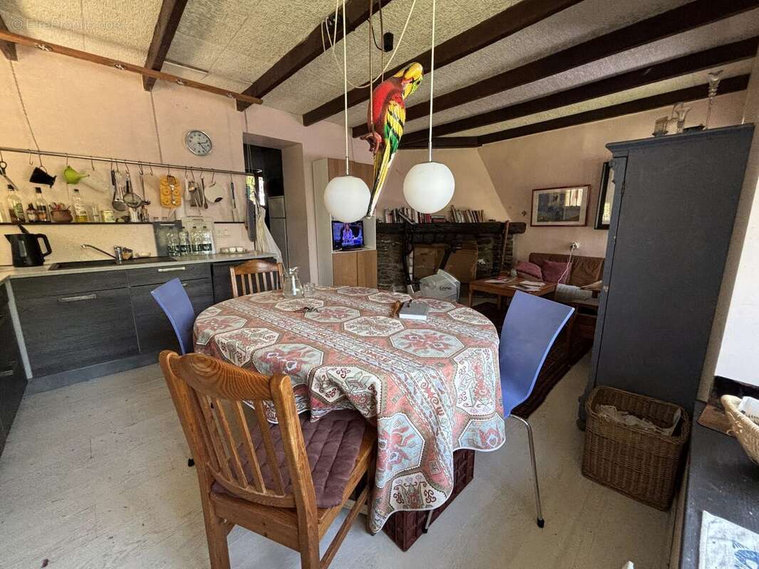 Maison à GRAVIERES