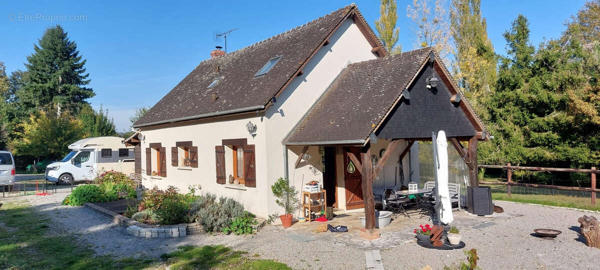 Maison à GACE