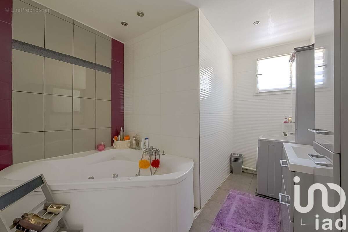 Photo 7 - Maison à MONTIGNY-LES-CORMEILLES