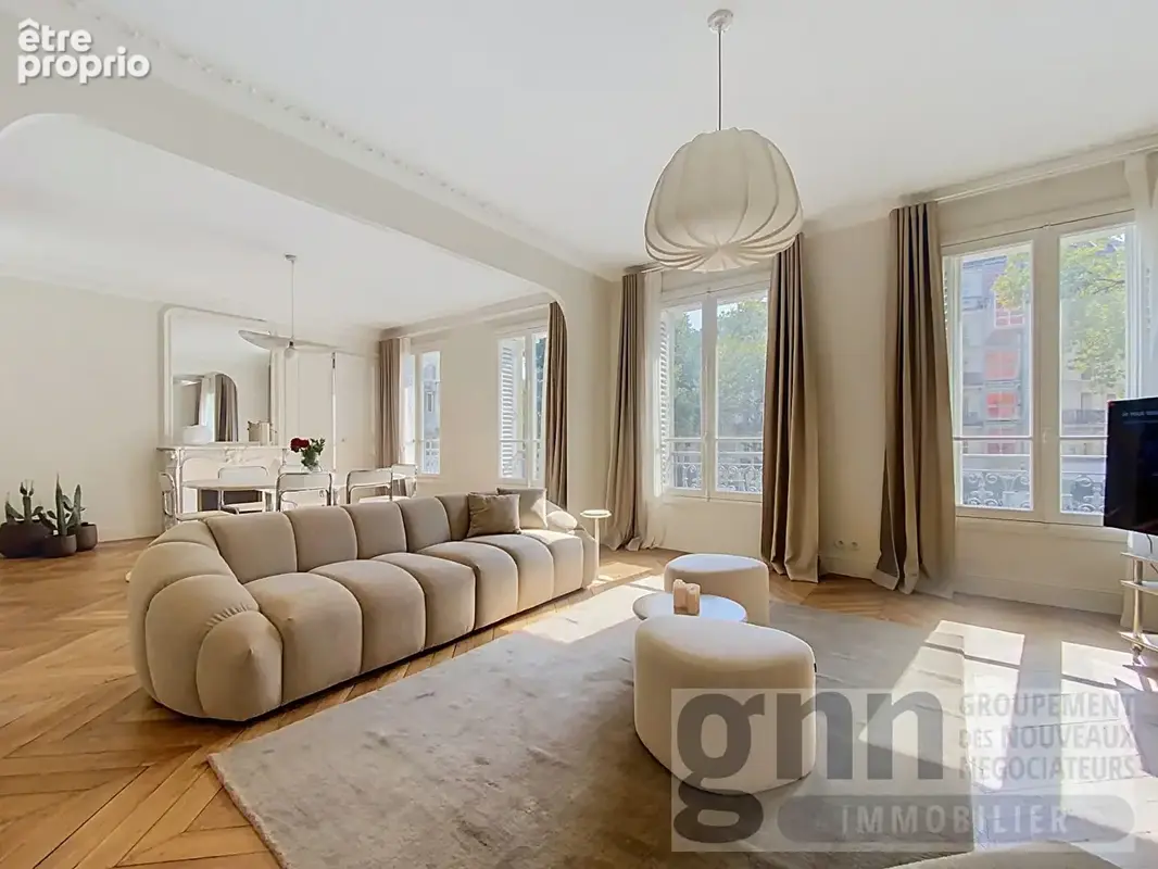Appartement à PARIS-4E