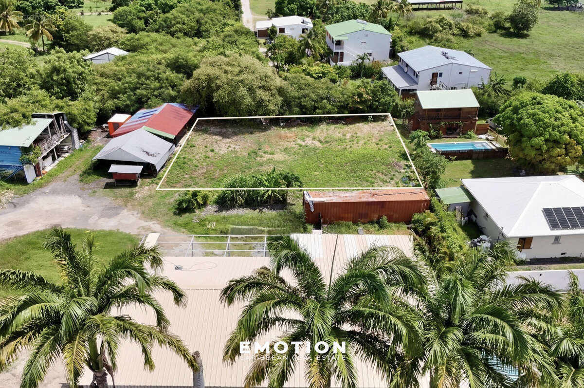 Terrain à SAINT-FRANCOIS