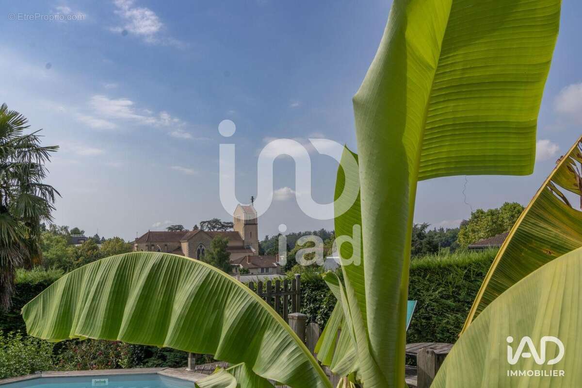 Photo 2 - Maison à CHARBONNIERES-LES-BAINS