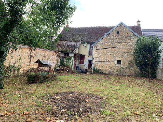 Maison à ENTRAINS-SUR-NOHAIN