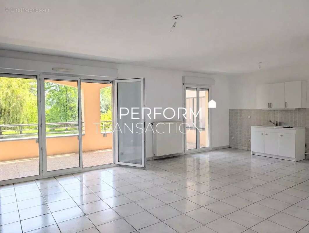 Appartement à SASSENAGE