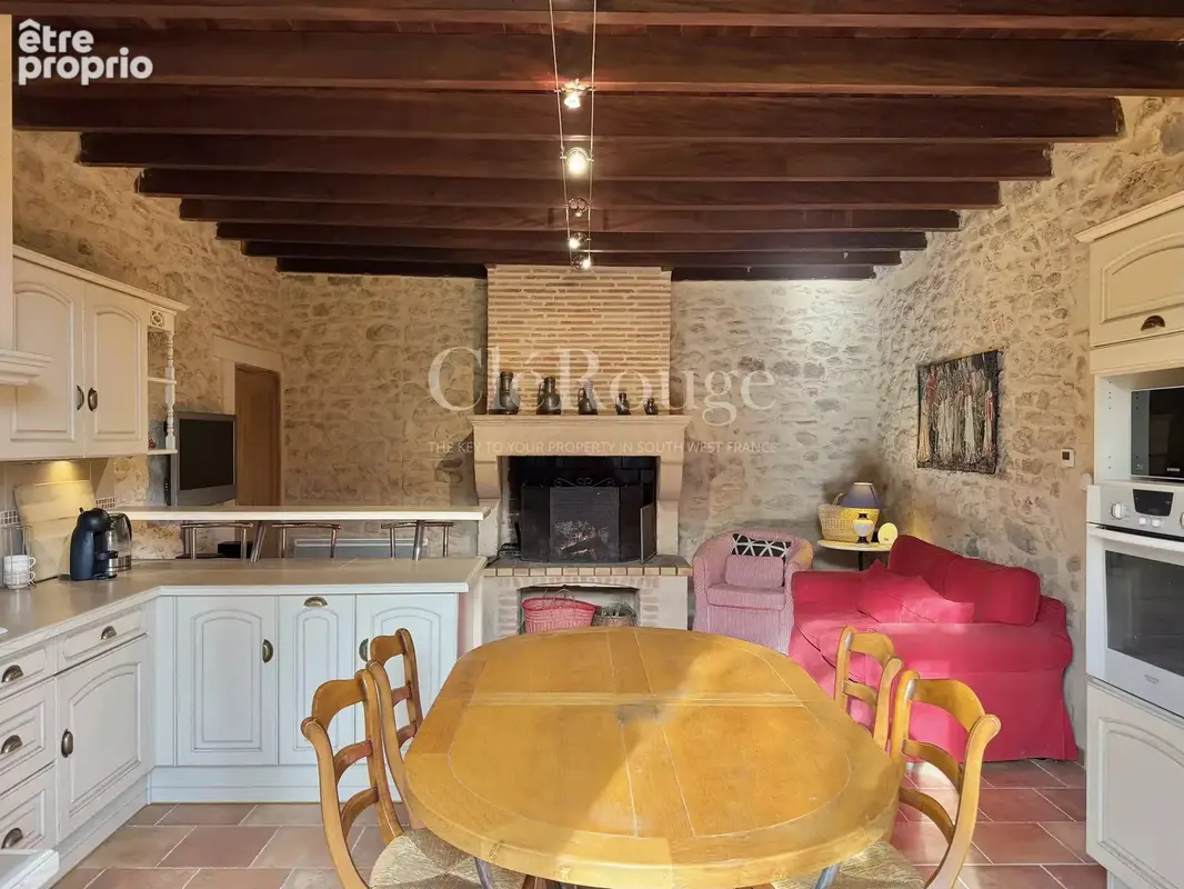 Proche de Monségur - Maison de campagne familiale, grange attenante. - photo 4