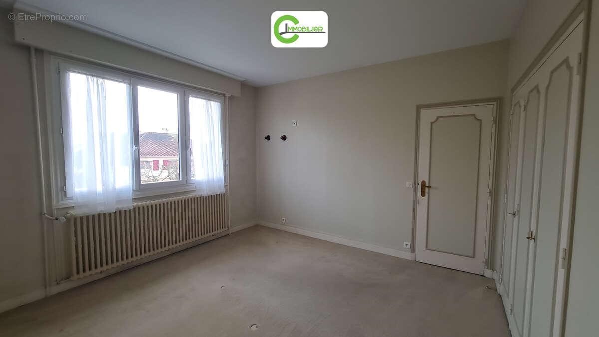 Maison à LA FERTE-BERNARD