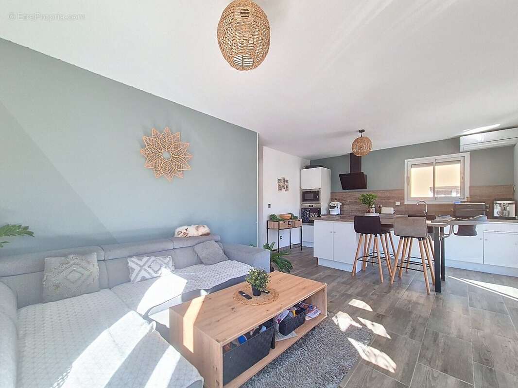 Maison à CAZEDARNES