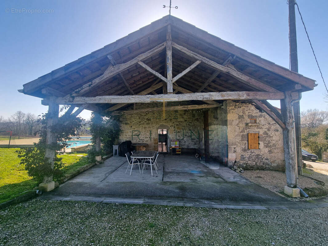Maison à ROQUEFORT