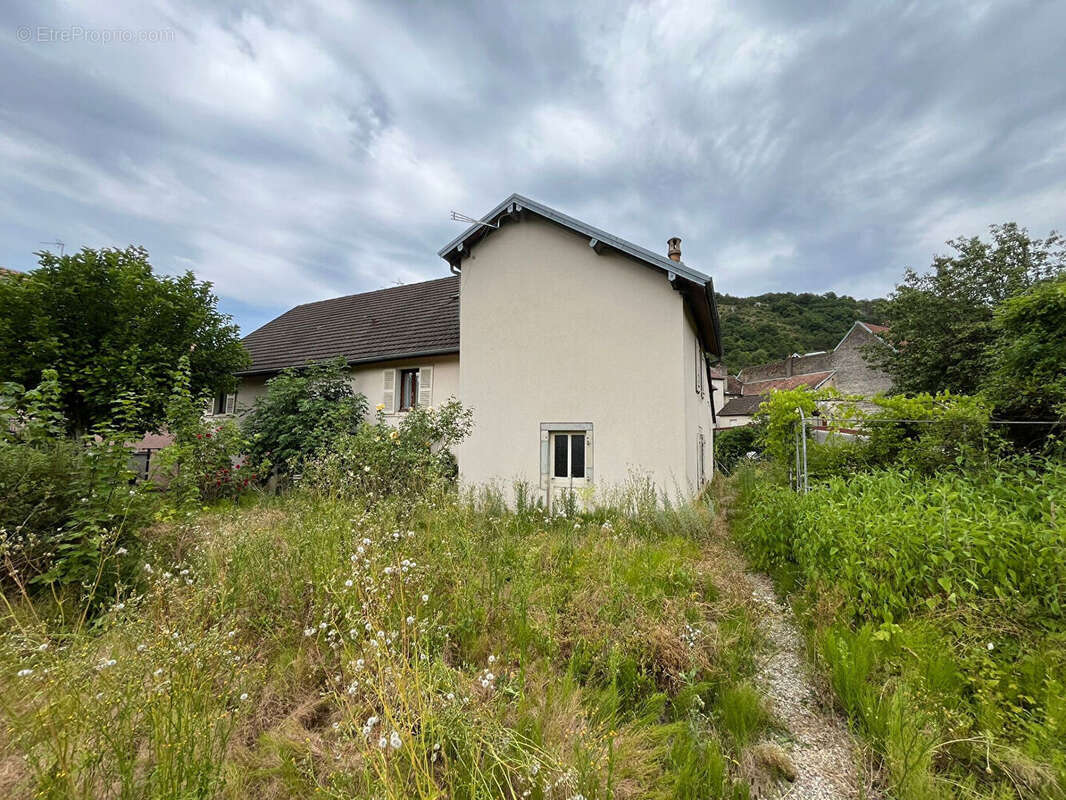 Maison à BEURE