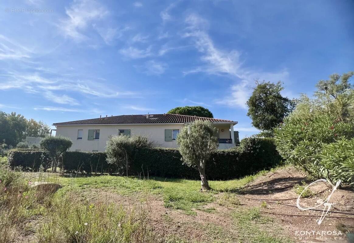 Appartement à FREJUS