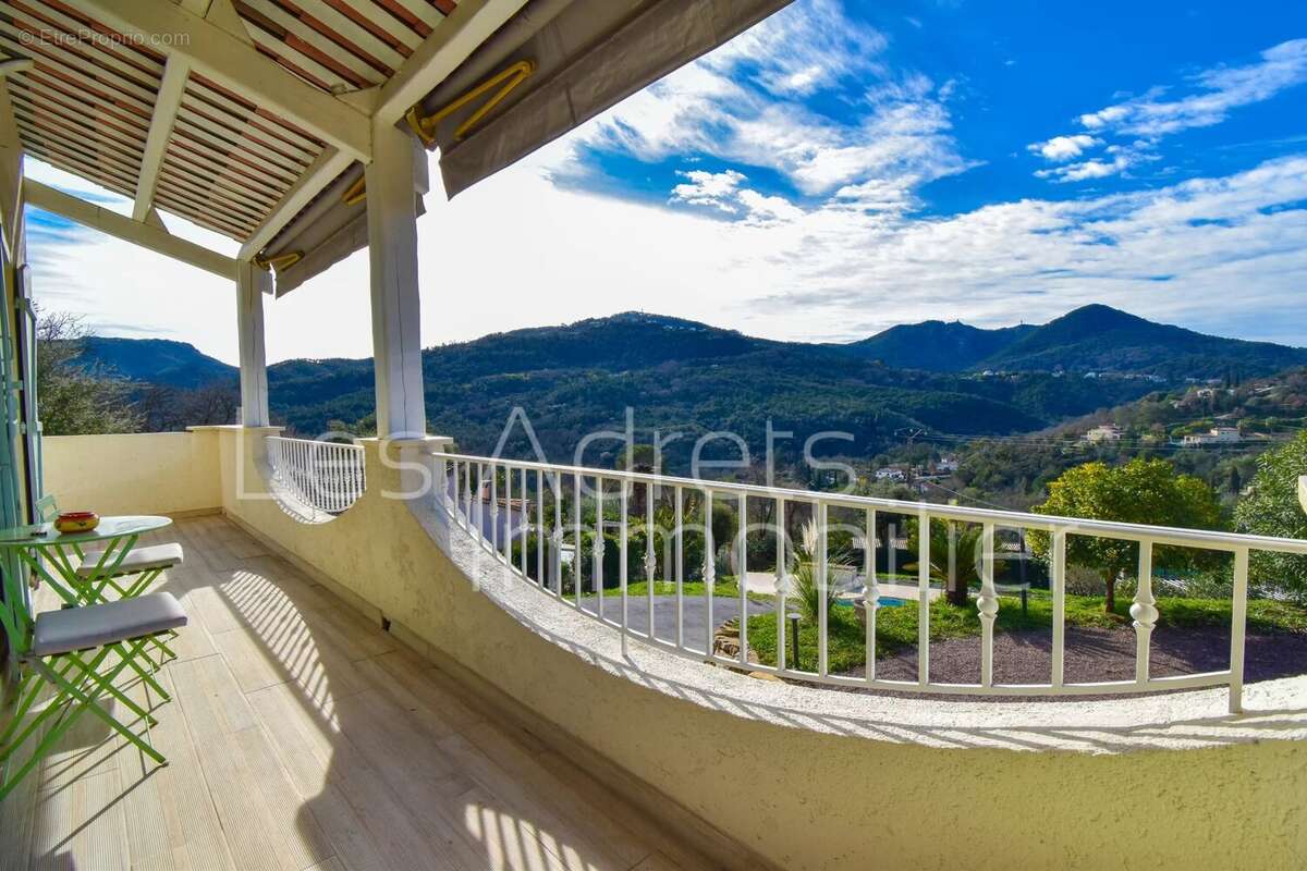 Maison à LES ADRETS-DE-L'ESTEREL