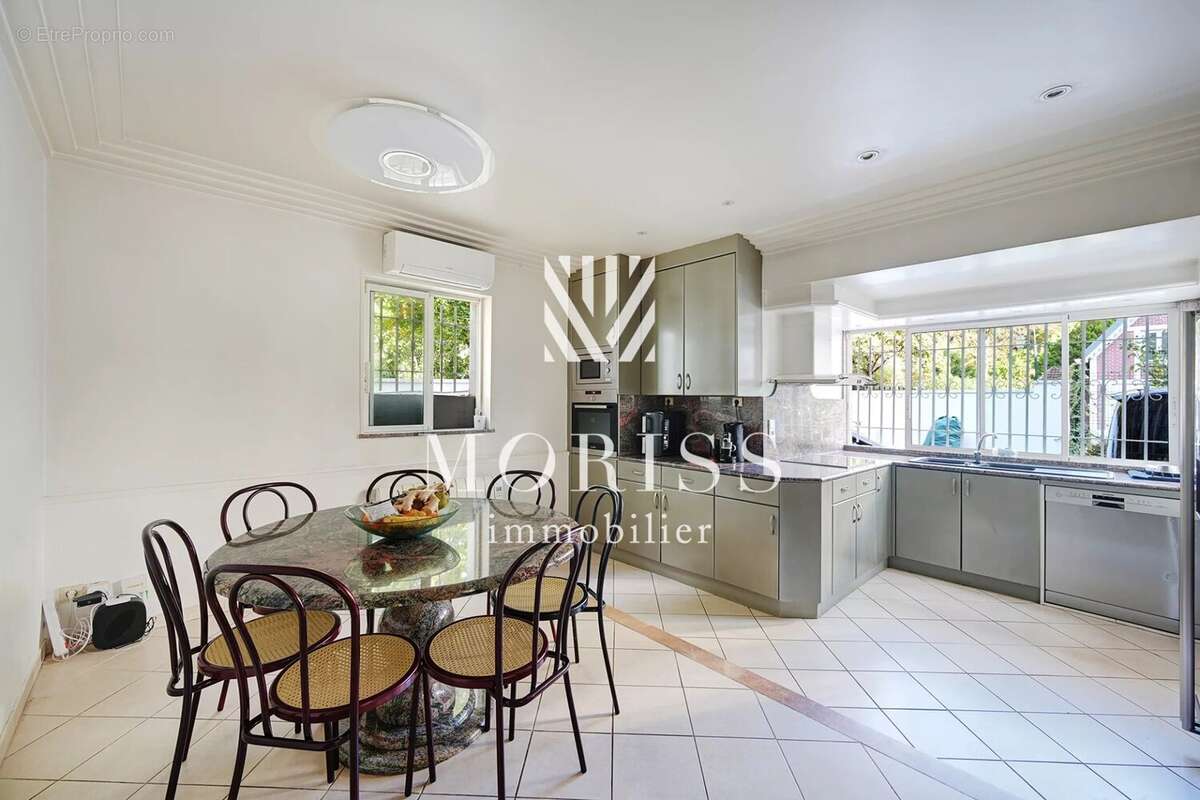 Maison à NOGENT-SUR-MARNE