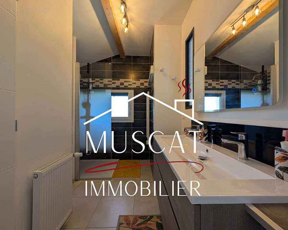 Appartement à VILLEFONTAINE