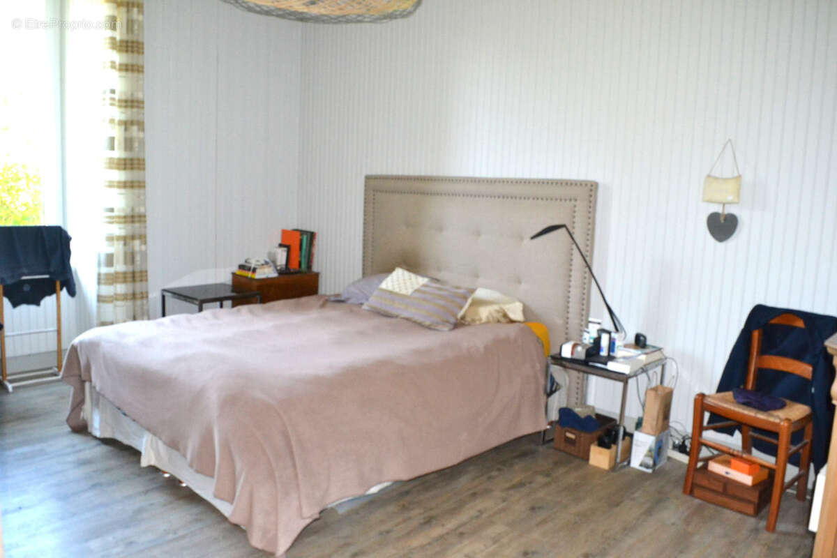 Rare en centre-ville   Propriété de charme fin XIXe, 6 chambres, jardin paysager - photo 11