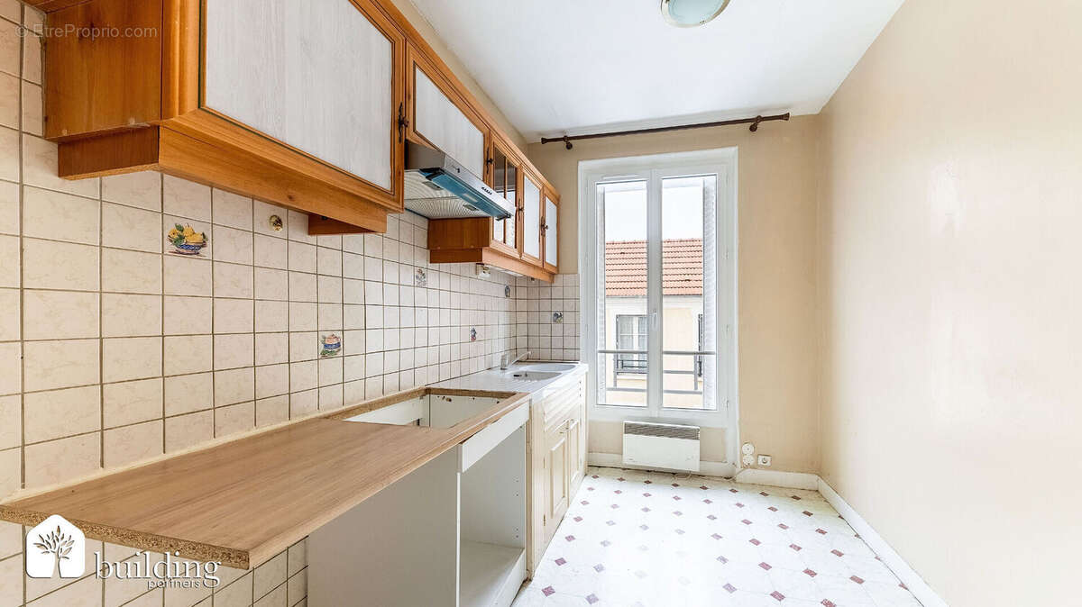 Appartement à COURBEVOIE