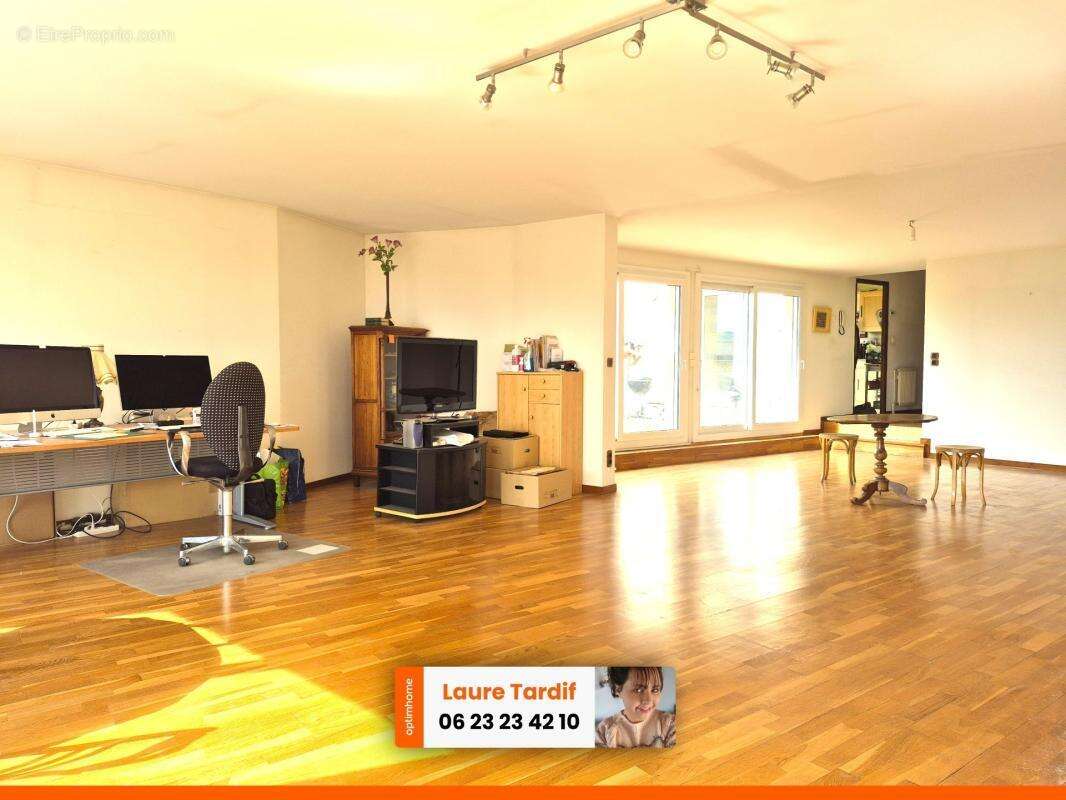 Superbe appartement familial de 169 m² – Ceyrat – Terrasse exceptionnelle et vue imprenable sur Fontimbert - photo 2