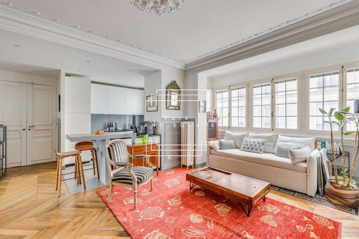 Appartement à NEUILLY-SUR-SEINE