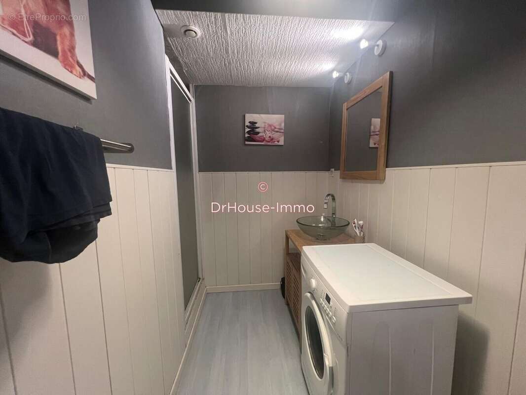 Maison 140 m² à Sainte-Radegonde  - photo 17