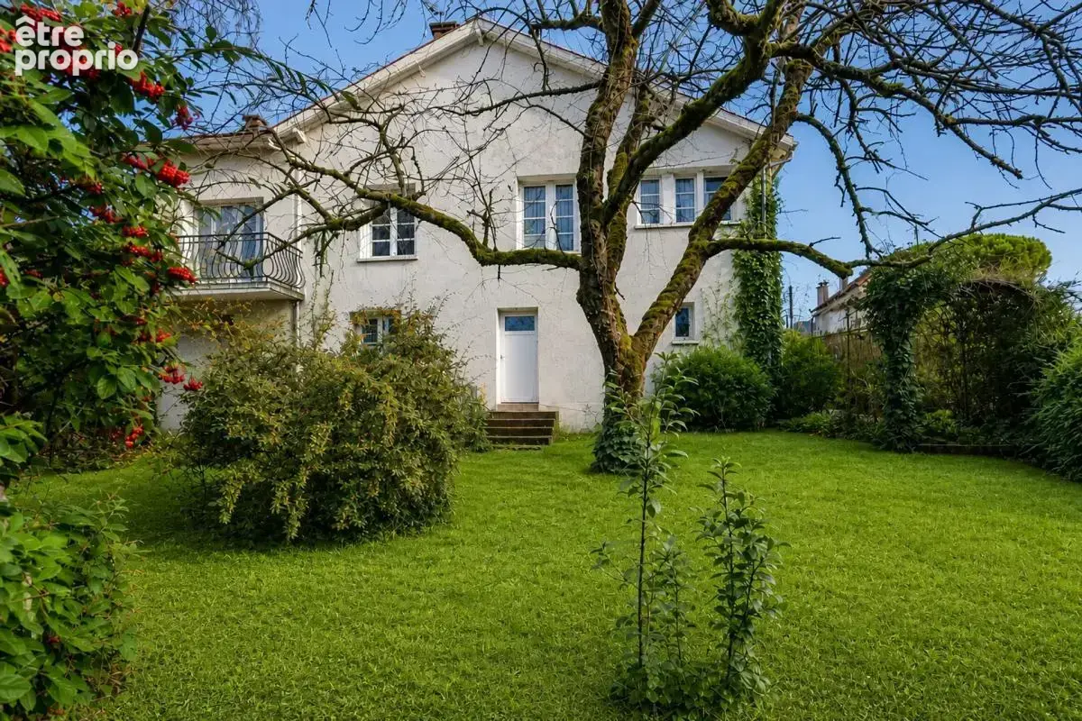 Maison de 195m² en vente à Poitiers Dunes/Dolmen - photo 3