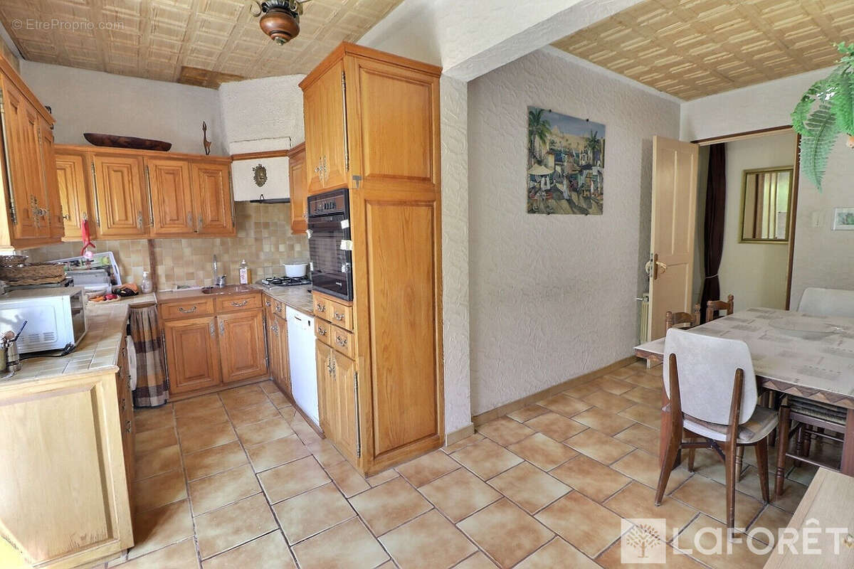 Maison à HYERES
