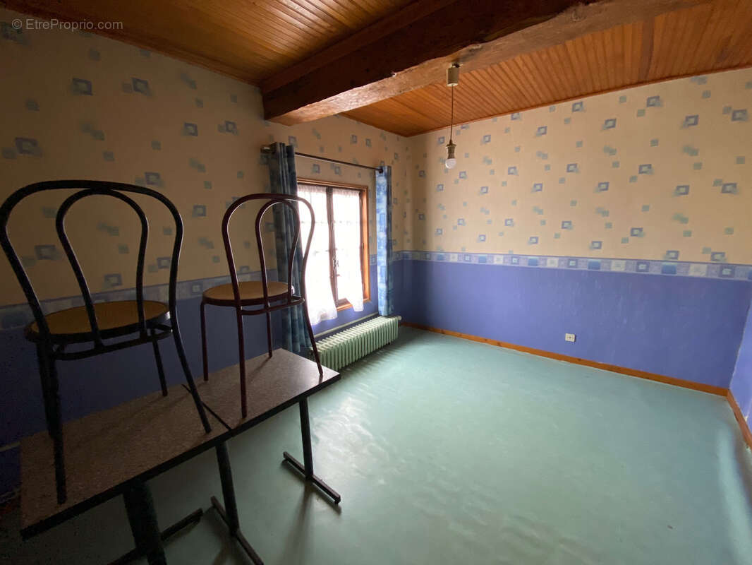 Murs d'un restaurant routier avec logement - photo 14