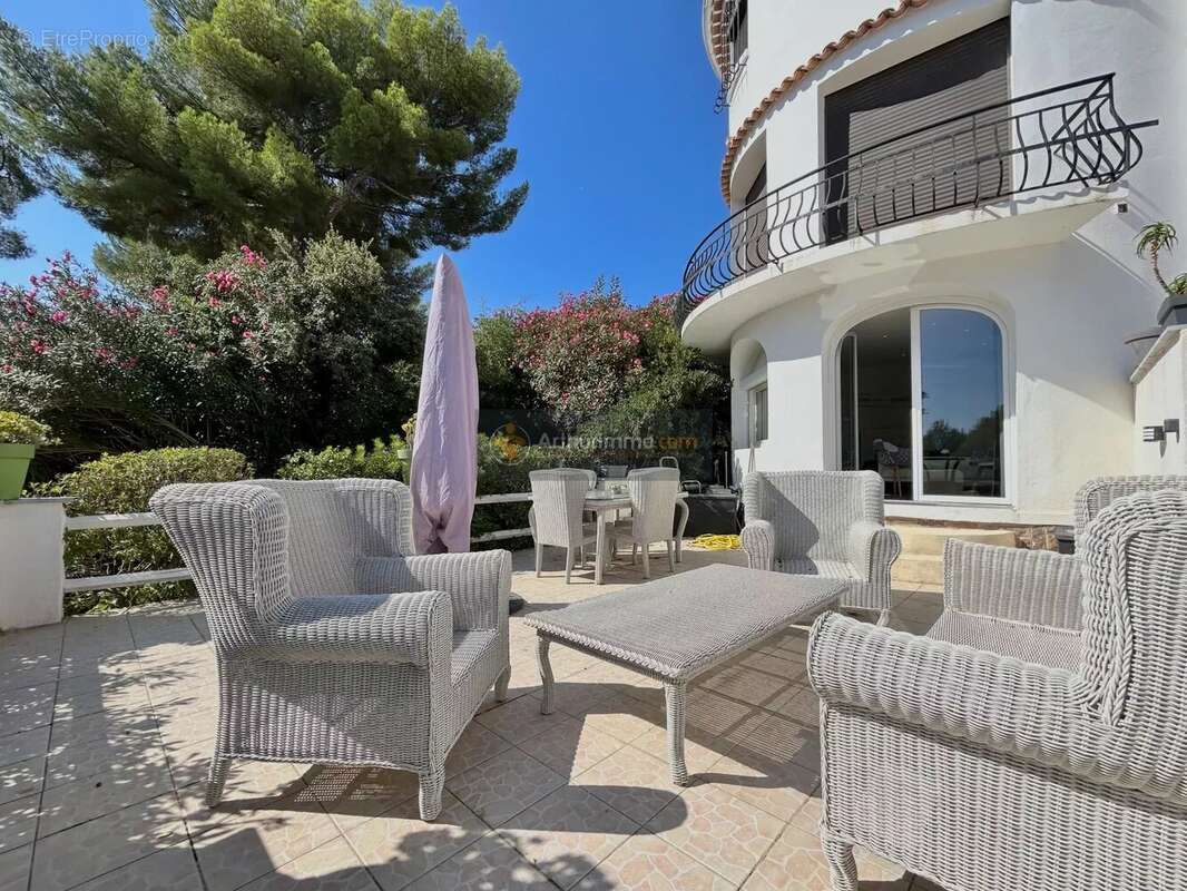 Appartement à LES ISSAMBRES