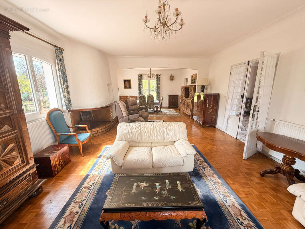 Maison à SAINT-ANDRE-DE-CUBZAC