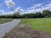 Terrain à ARPAJON-SUR-CERE