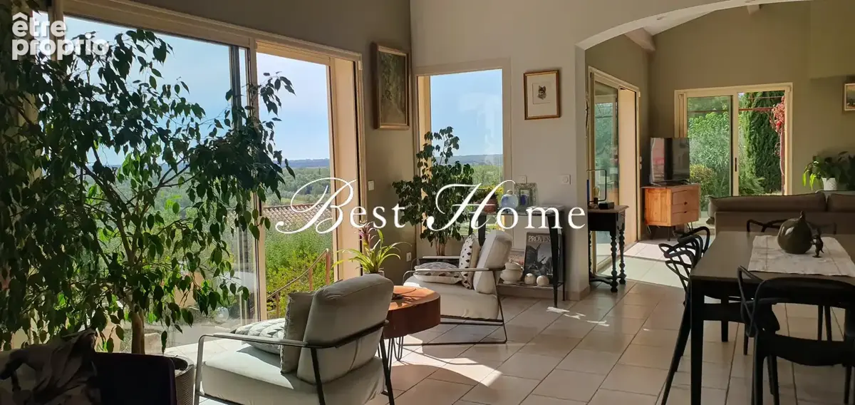 Proche d'Arles, et de Nîmes,  Magnifique villa sur la colline, en position dominante avec vue exceptionnelle, - photo 25