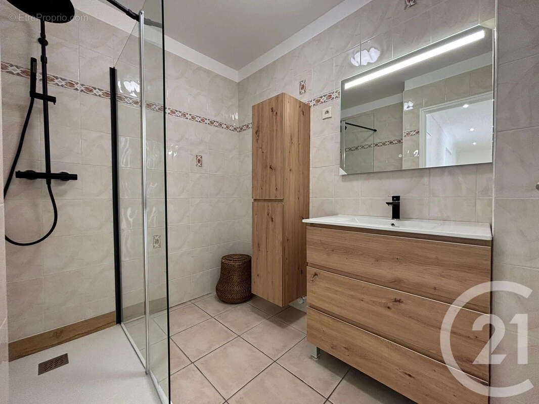 Appartement à LE CANNET