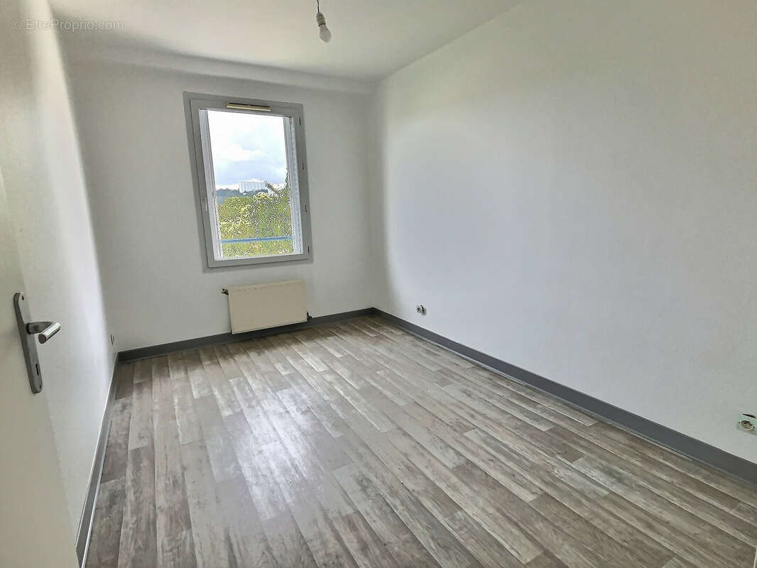 Appartement à LYON-9E