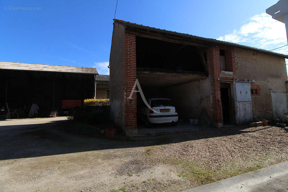 Maison à HUISSEAU-SUR-COSSON