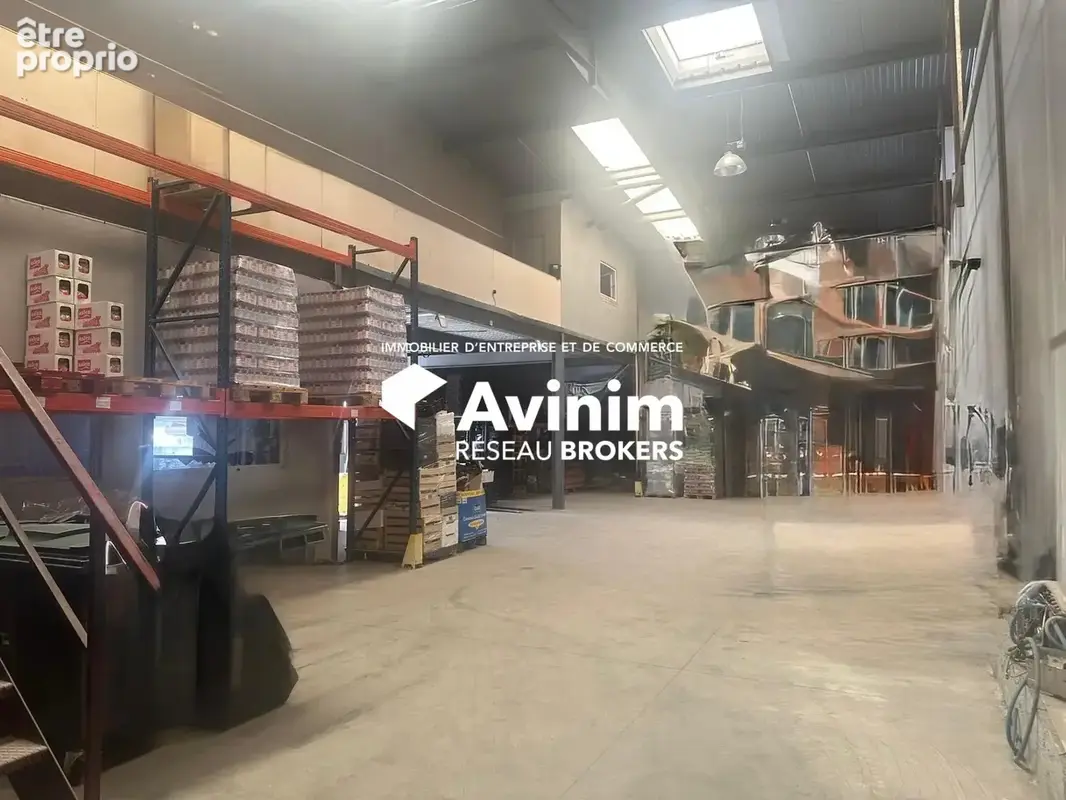 Commerce 350 m² à vendre à Boissy-L'aillerie (95650) - photo 2