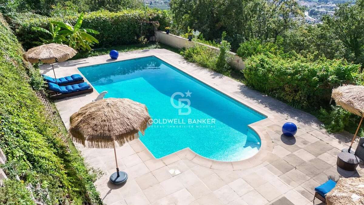 Maison à MOUGINS