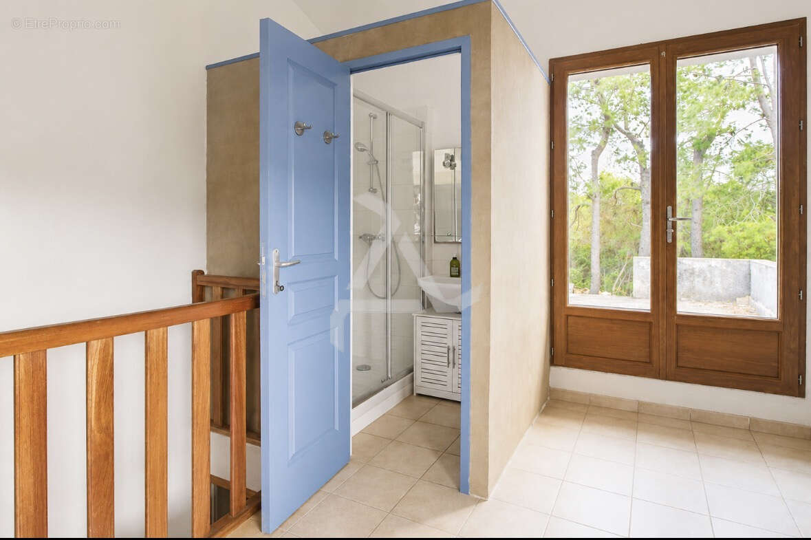 Maison t7 en pierre de taille granite à 15 mn au sud porto-vecchio - photo 15