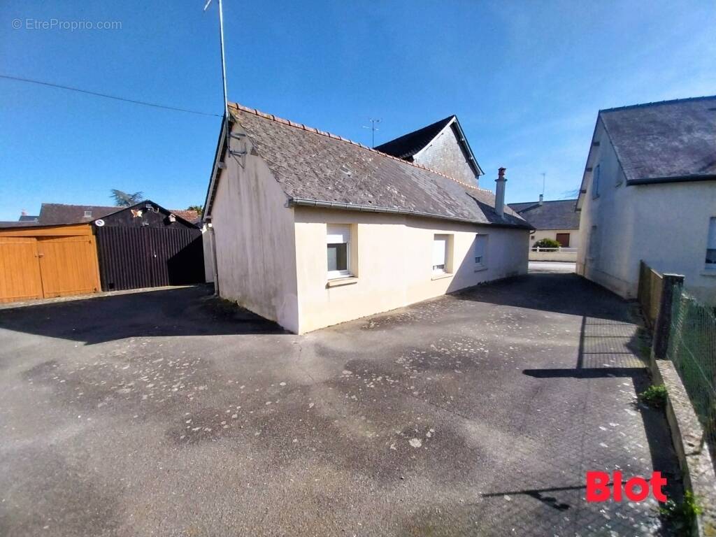 Maison à ERBREE