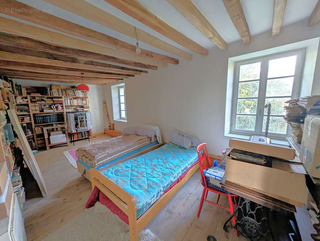 Maison à CHARBUY