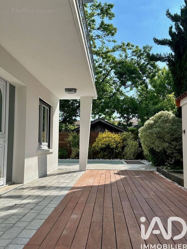 Photo 1 - Maison à LE BOUSCAT