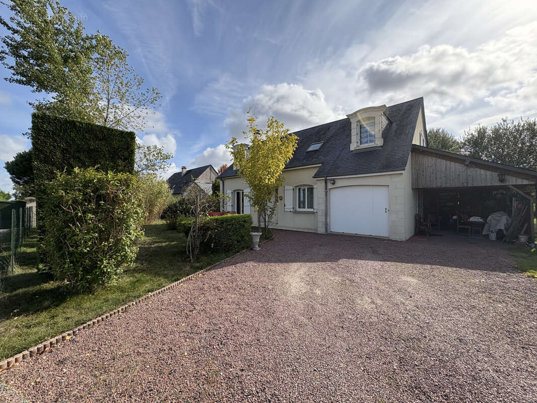 Maison à SEMBLANCAY